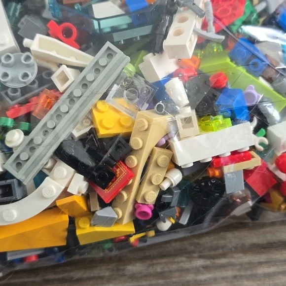 LEGO Mystery Grab Bag of Assorted Lego's| Mystery Bag #26 - Picture 7 of 10